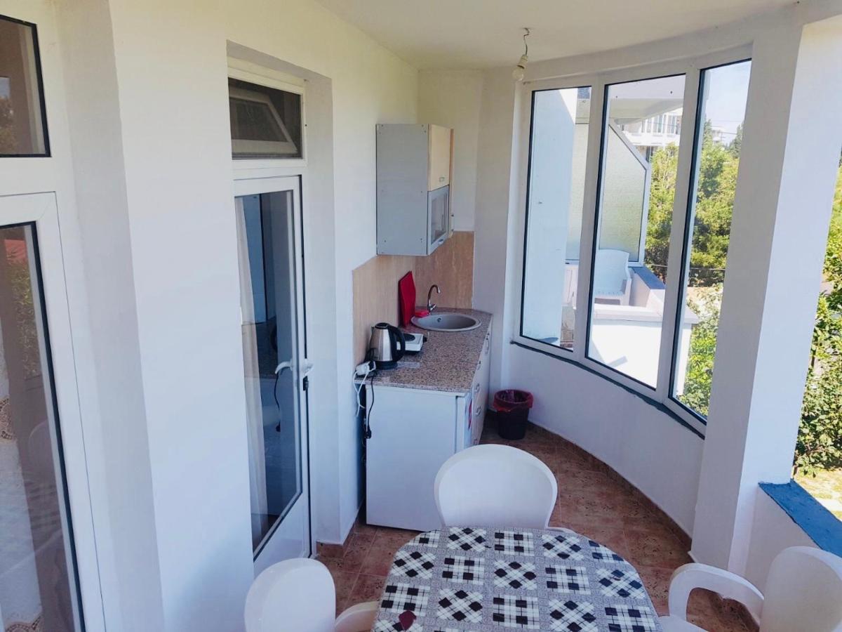 Apartments Flamingo 울친 외부 사진