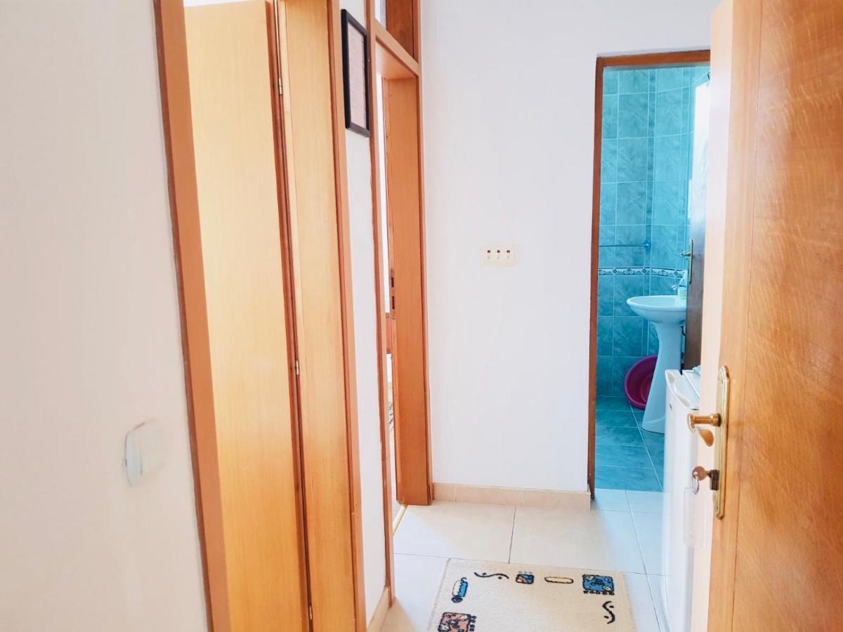 Apartments Flamingo 울친 외부 사진