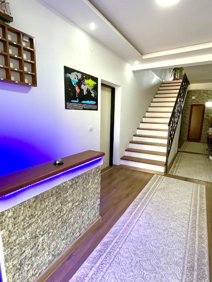 Apartments Flamingo 울친 외부 사진