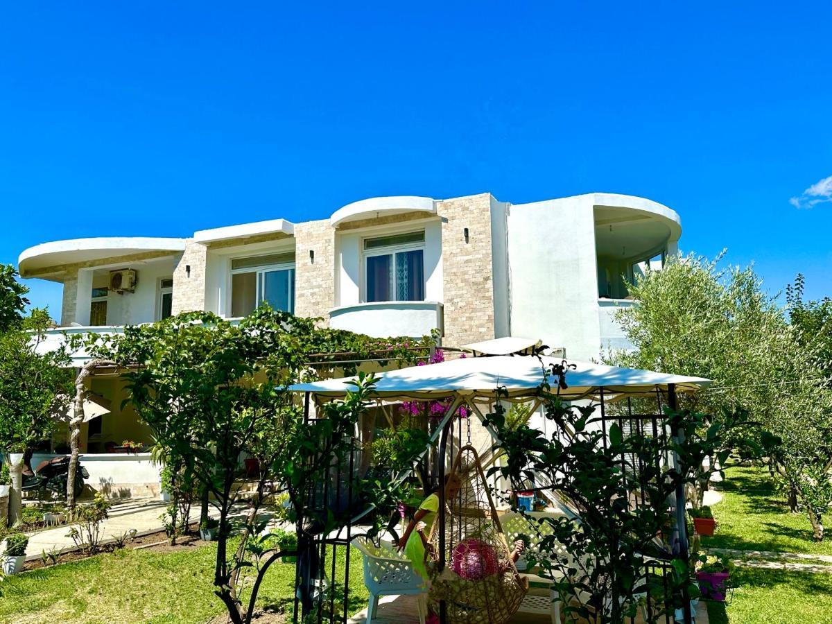 Apartments Flamingo 울친 외부 사진